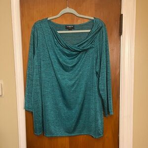 Liz Claiborne Nice green women’s plus size Top Size 2X
ZZ. Holiday color